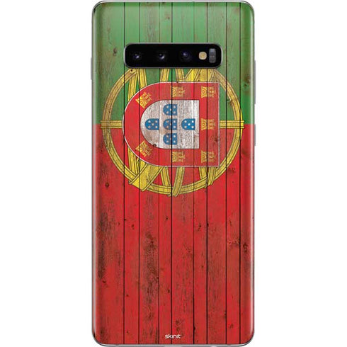 Portuguese Flag Dark Wood Galaxy S10 Plus Skin